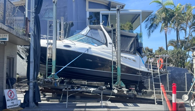 Slipway services at Yowie Bay Marina